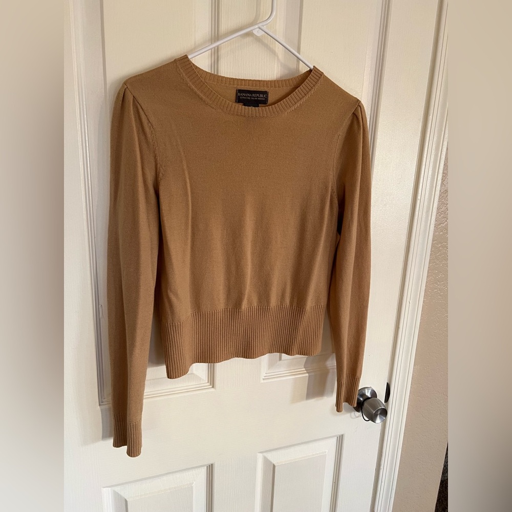Banana Republic Camel Crew Neck Sweater Merino Wool - Picture 6 of 9